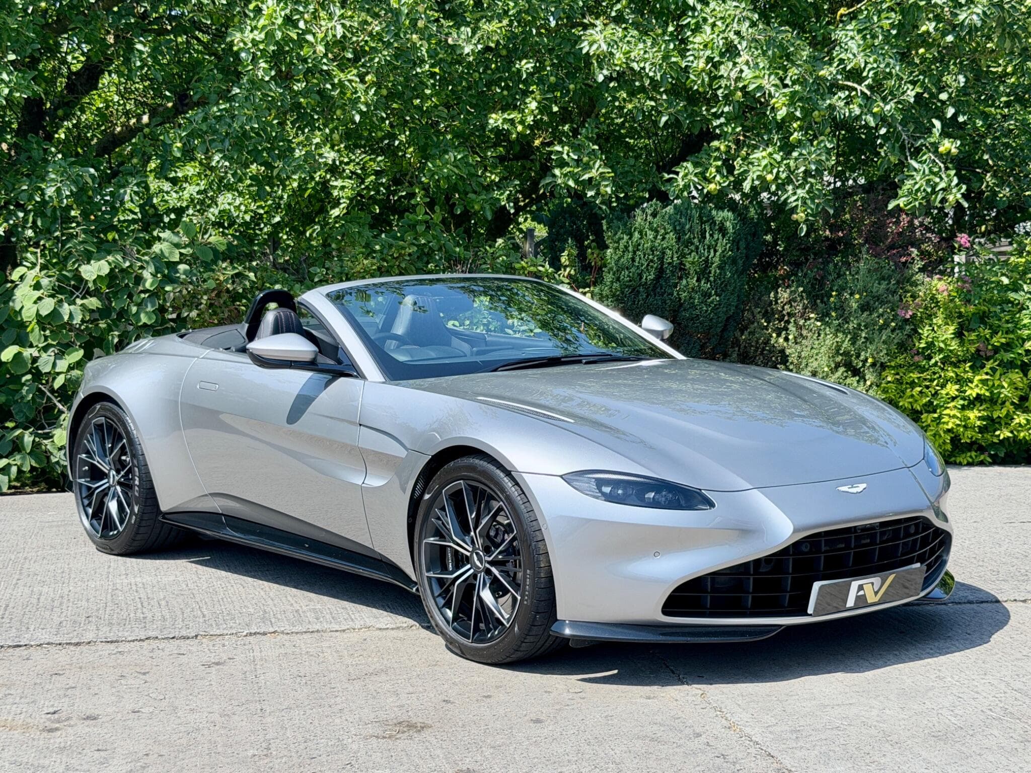 Aston Martin Vantage